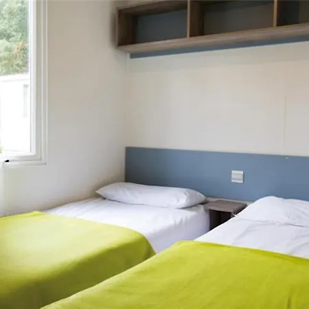 The Dream Chateau Laval Mobil 6 Guests * Gréoux-les-Bains