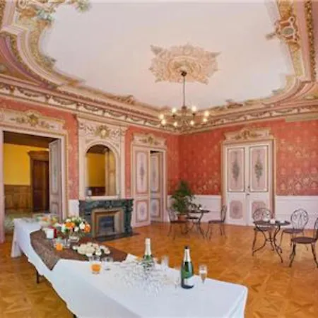 The Dream Chateau Laval Mobil 6 Guests * Gréoux-les-Bains