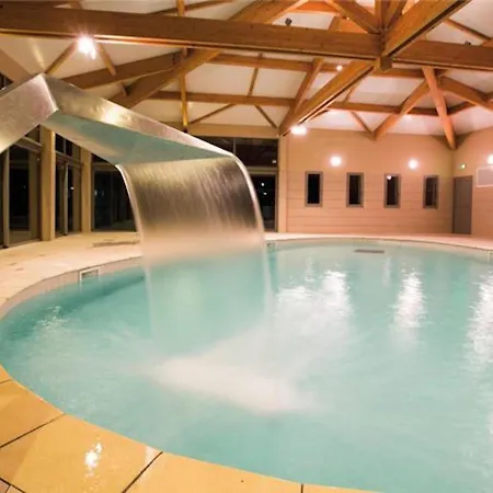 The Dream Chateau Laval Mobil 6 Guests Hébergement de vacances *